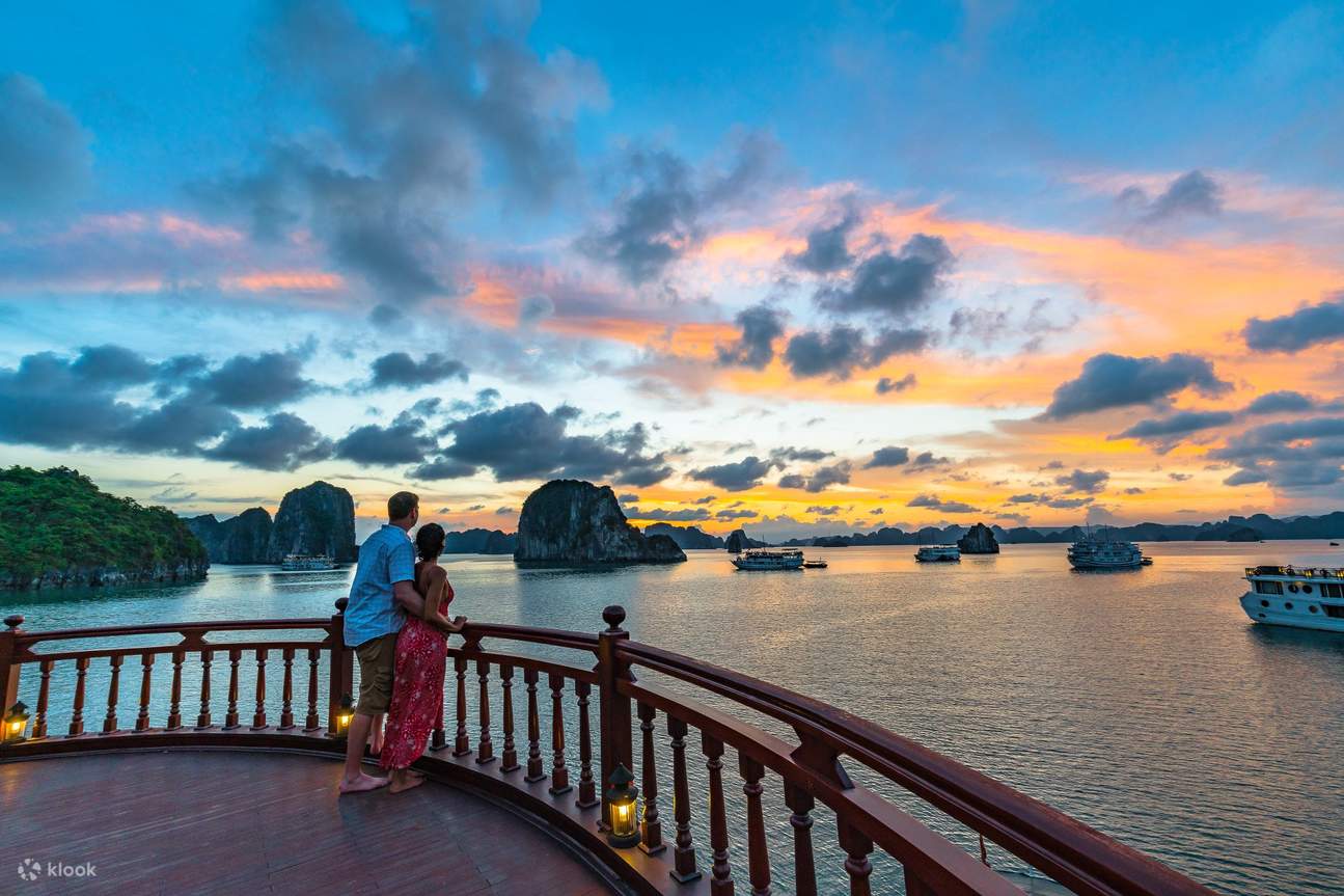 Croisière d'excursion 2D1N dans la baie d'Ha Long au départ de Hanoi ...